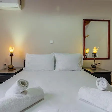 Myrsini's House - Neapoli Garden & Grove Retreat * Sklavouna