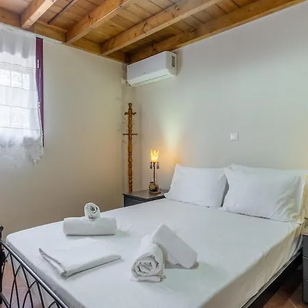 Myrsini's House - Neapoli Garden & Grove Retreat