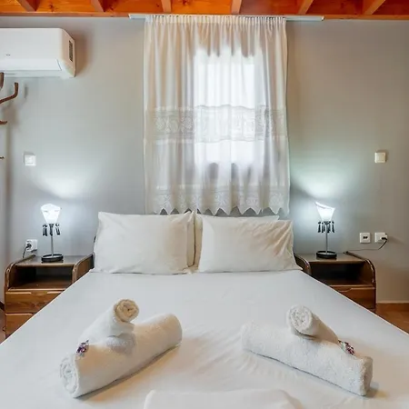 펜션 Myrsini's House - Neapoli Garden & Grove Retreat *