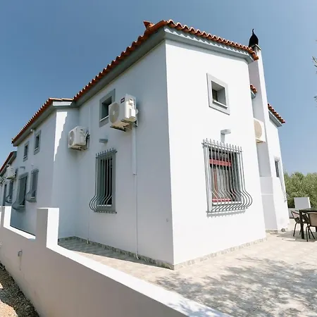 펜션 Myrsini's House - Neapoli Garden & Grove Retreat Sklavouna