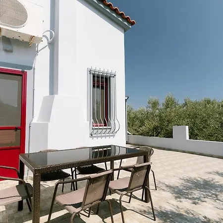 Myrsini's House - Neapoli Garden & Grove Retreat 펜션 *